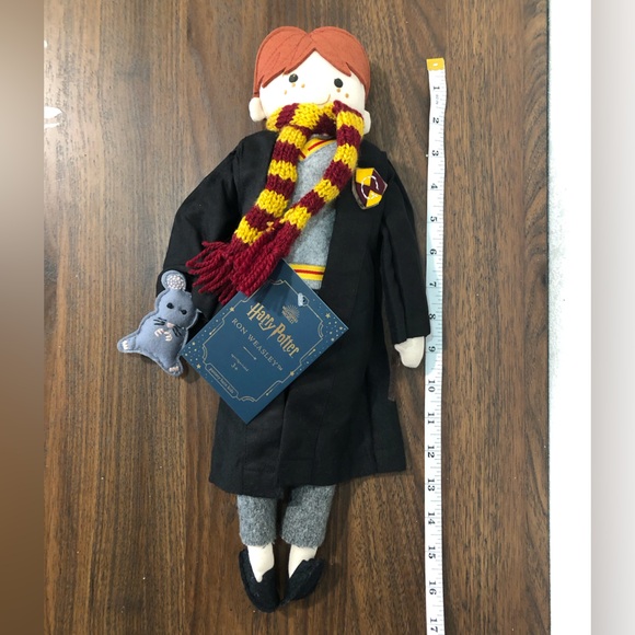 Pottery Barn Harry Potter Designer Dolls Ron - Picture 7 of 12